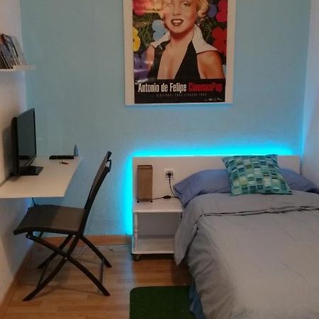 Habitacion Junto Torres Serranos Valenza Esterno foto